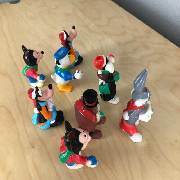 VTG Disney Christmas Light Covers Set of 8 - Mickey Goofy Taz Donald Buggs Vestr - Picture 5 of 7